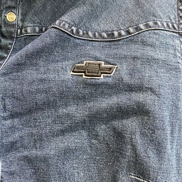 Fersten worldwide blouse with Chevrolet logo - Picture 2 of 5